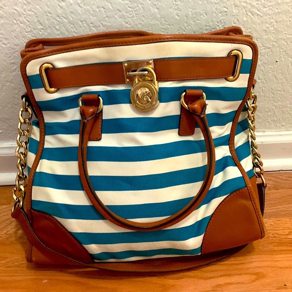 Michael kors purse!